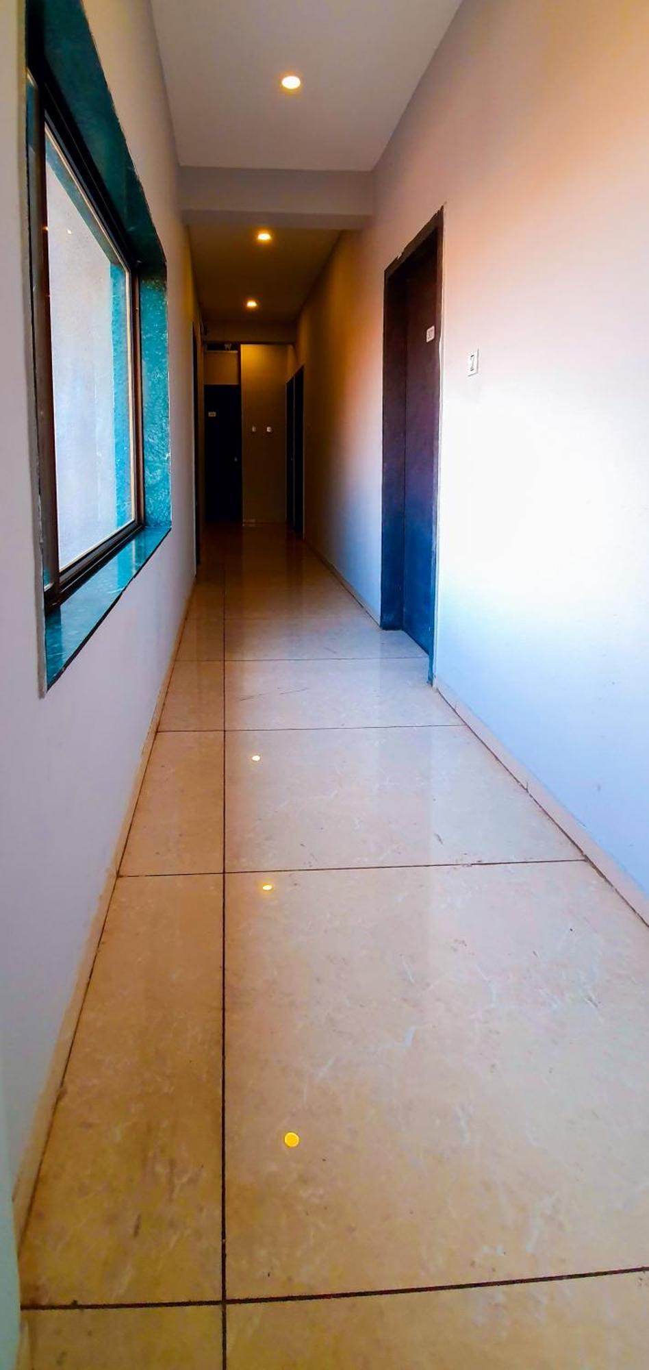 Nova Hotel New Crossroad Rajkot Luaran gambar