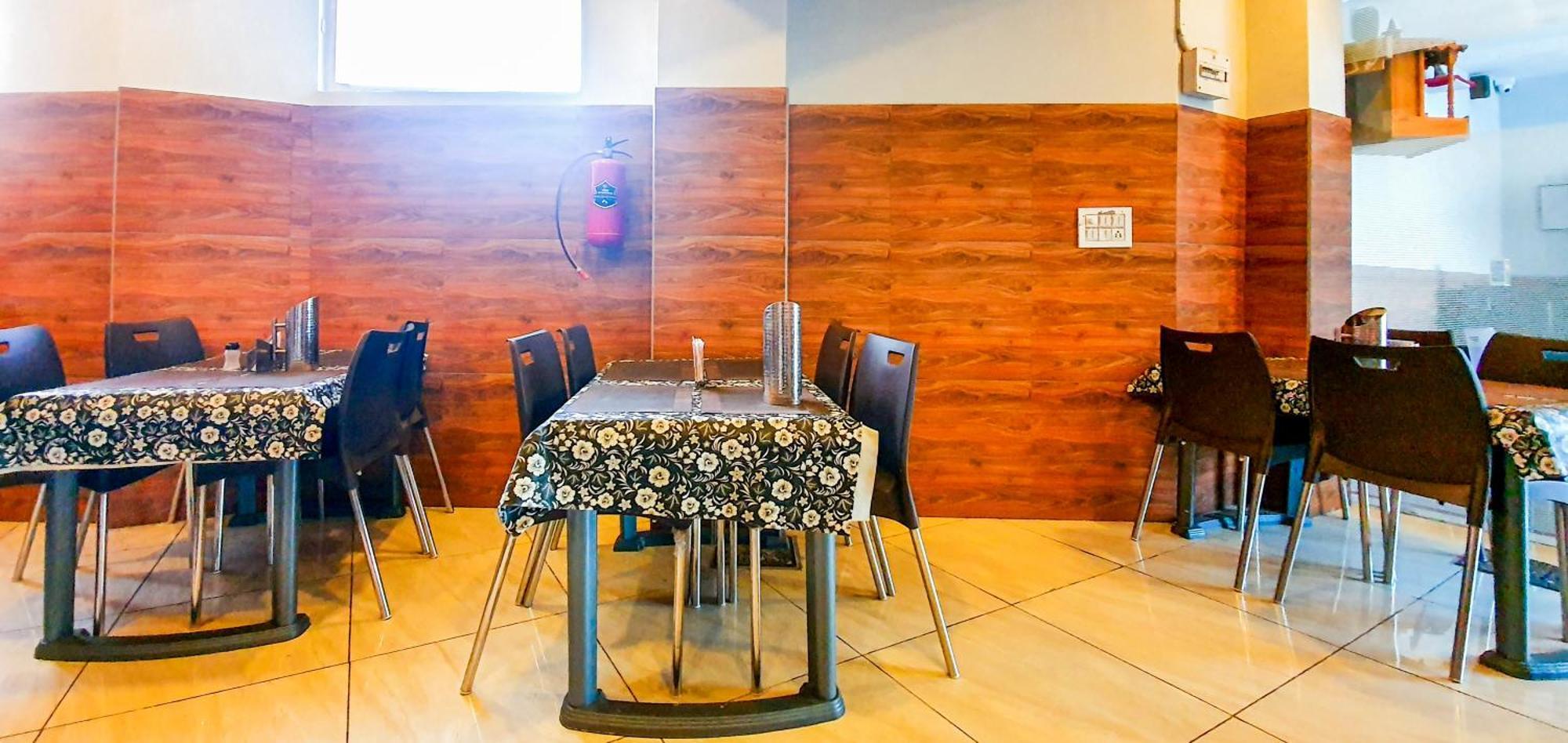 Nova Hotel New Crossroad Rajkot Luaran gambar