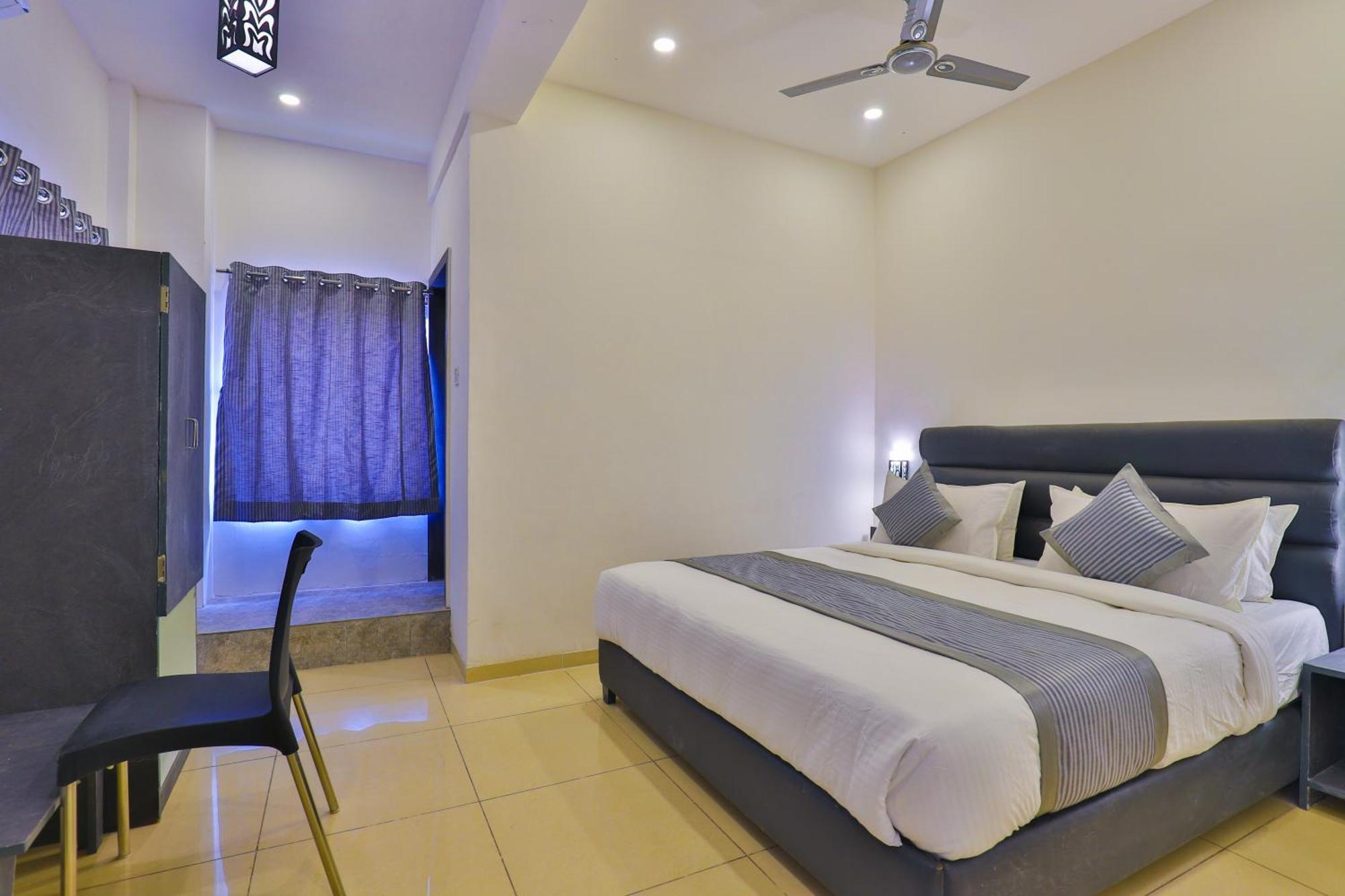 Nova Hotel New Crossroad Rajkot Luaran gambar