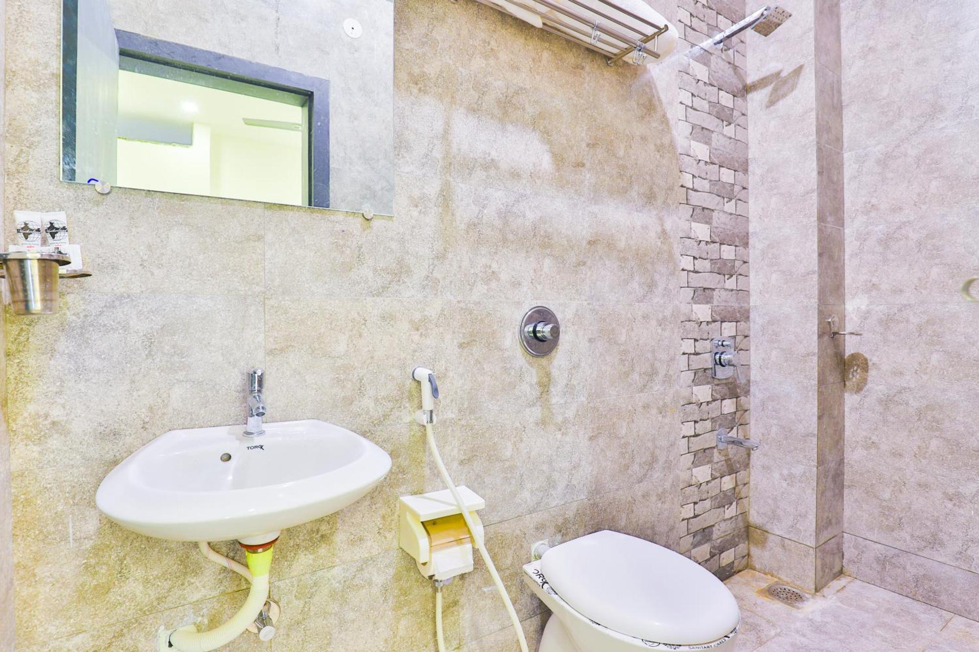 Nova Hotel New Crossroad Rajkot Luaran gambar