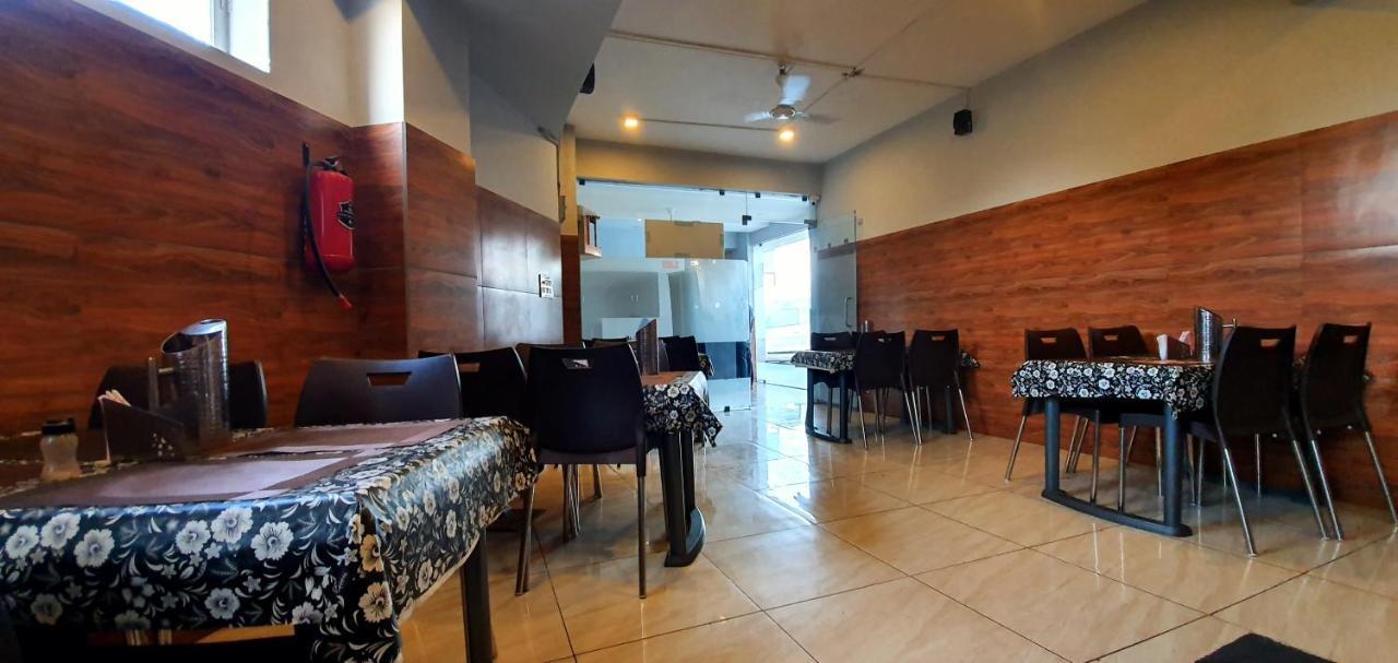 Nova Hotel New Crossroad Rajkot Luaran gambar